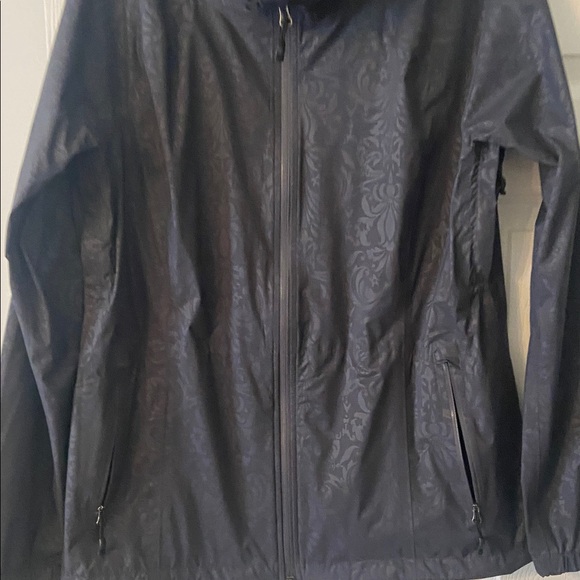 Athleta Black Patterned Jacket size L BNWOT length 30” pit to pit 42” zipper - Picture 3 of 16